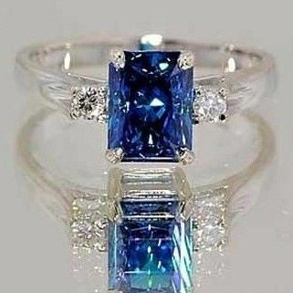 Anello vintage blu brillante