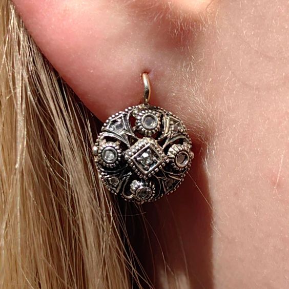Orecchini tondi con mandala di cristallo vintage