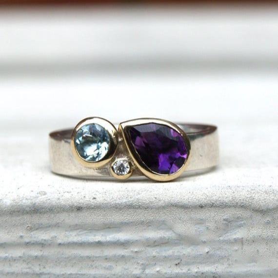 Anello vintage con zirconi viola