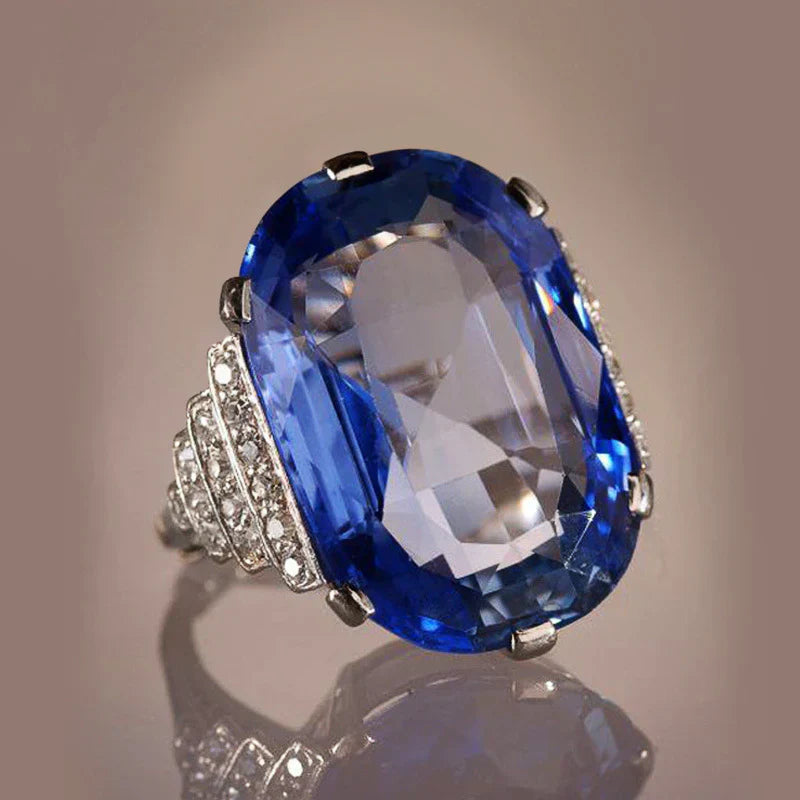 Anello vintage in argento con zirconi blu