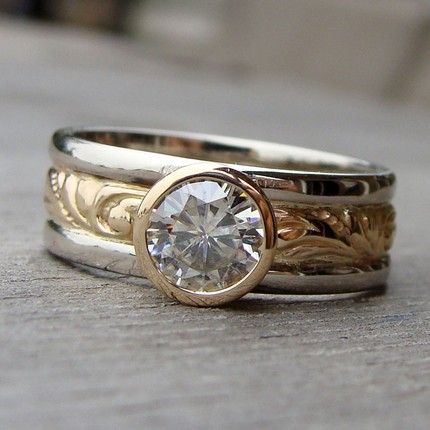 Anello vintage in oro e argento con zirconi