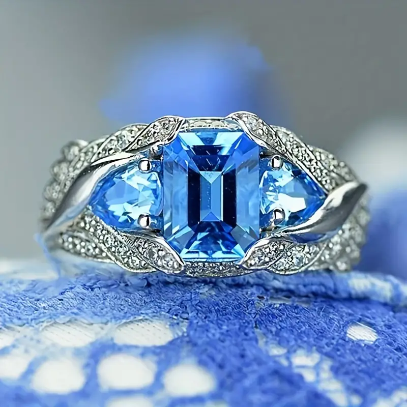 Anello d'argento in vetro blu vintage