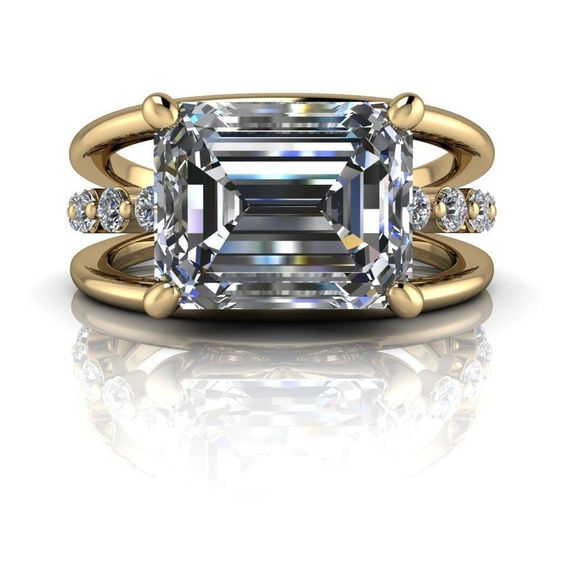 Anello a strati in oro con zirconi vintage