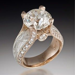 Anello Prifddinas con zirconi d'epoca