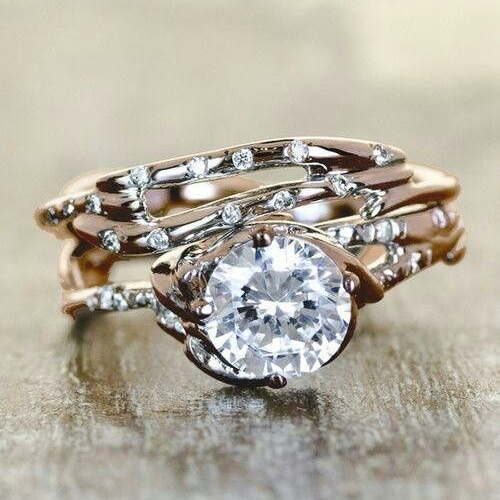 Anello vintage con ramo d'oro e zirconi