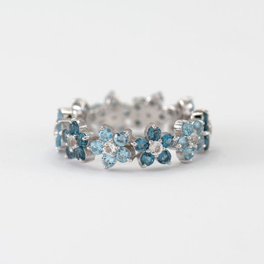 Anello d'argento vintage con margherita blu