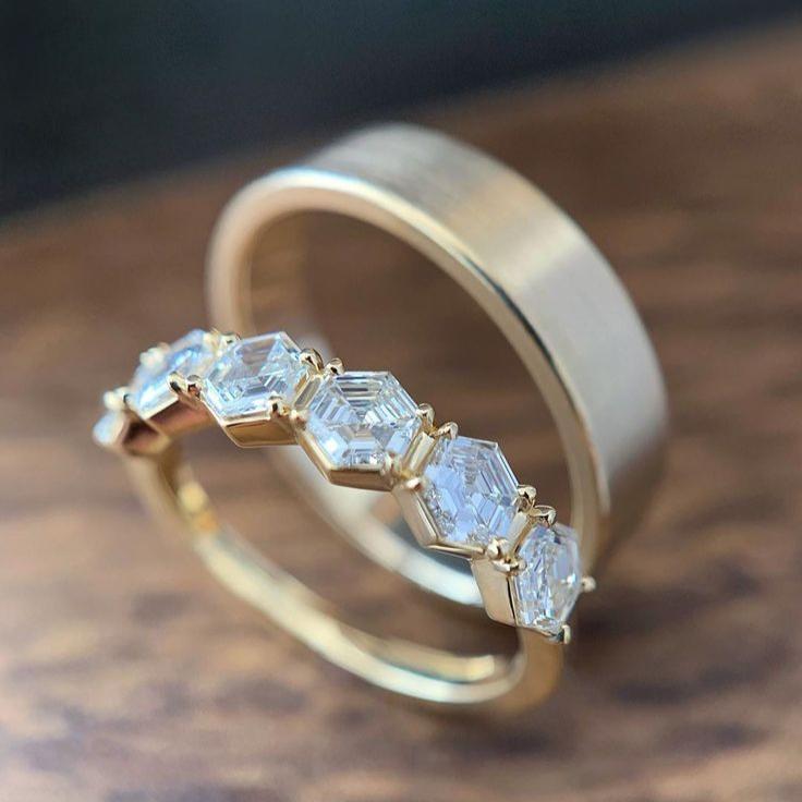 Coppia vintage di anelli d'oro