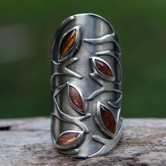 Anello dell'edera in cristallo intarsiato d'epoca