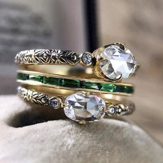 Set di anelli vintage a strati in oro con zirconi verdi