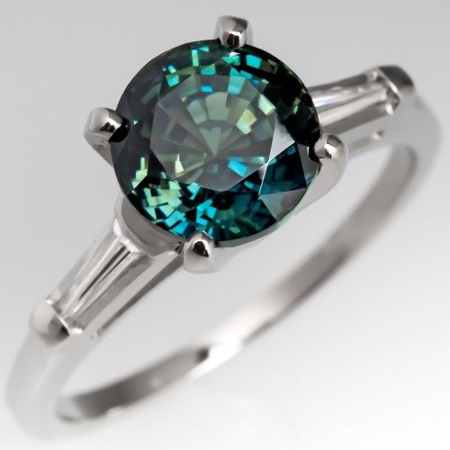 Anello d'argento con zirconi arrotondati blu-verdastro vintage