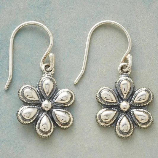 Orecchini d'argento vintage a margherita