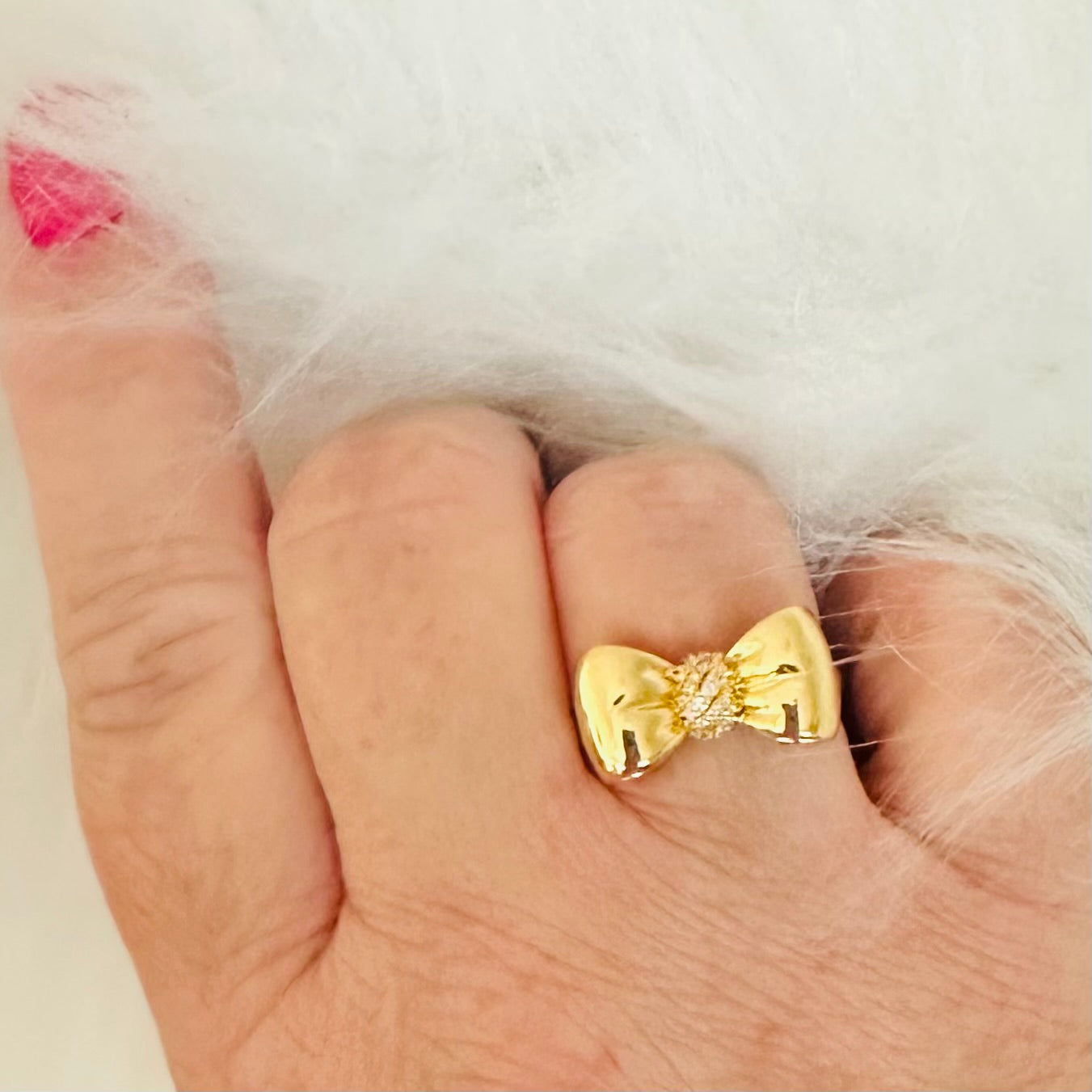Anello Nora con fiocco a nastro soffiato - Oro o argento