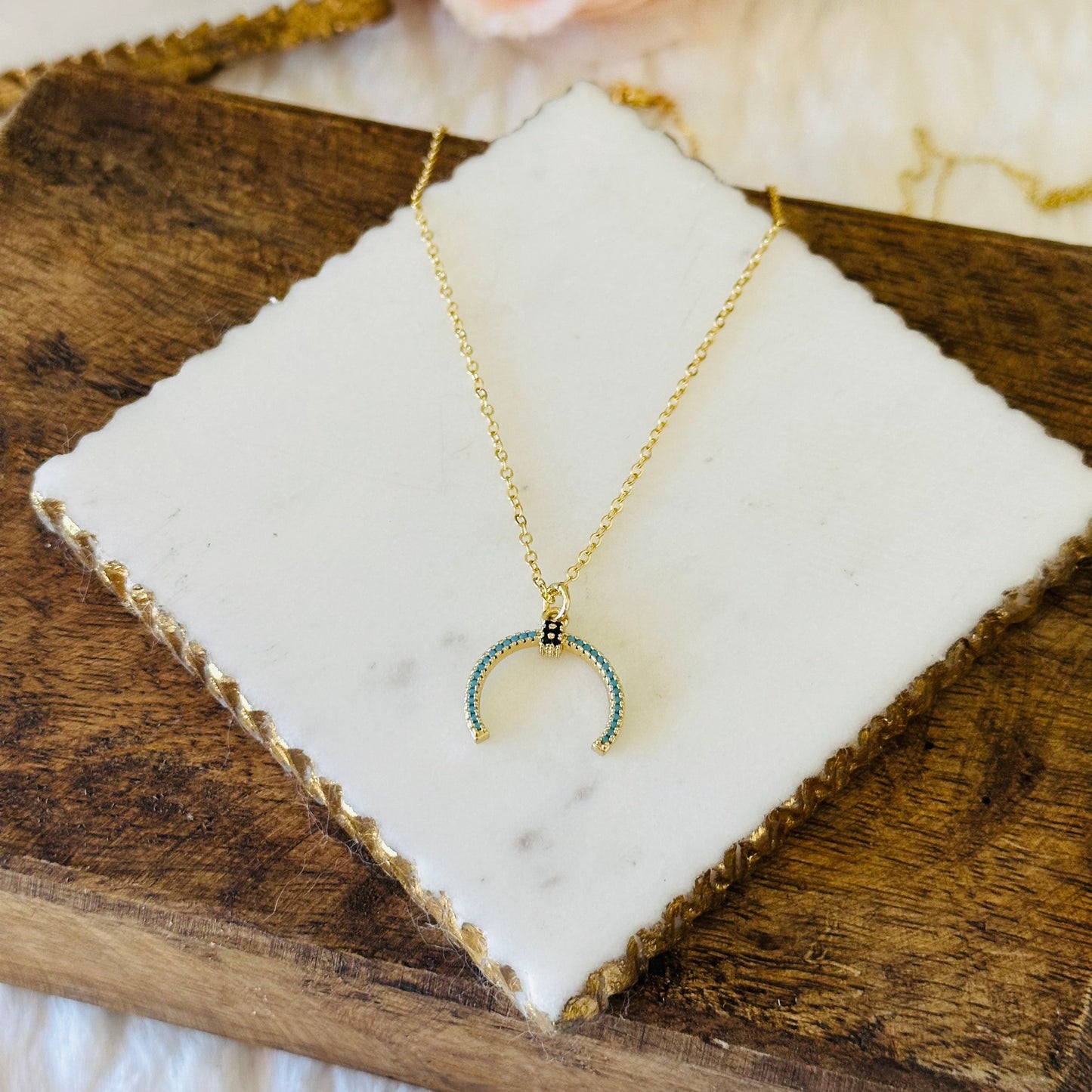 Collana Elda in corno turchese