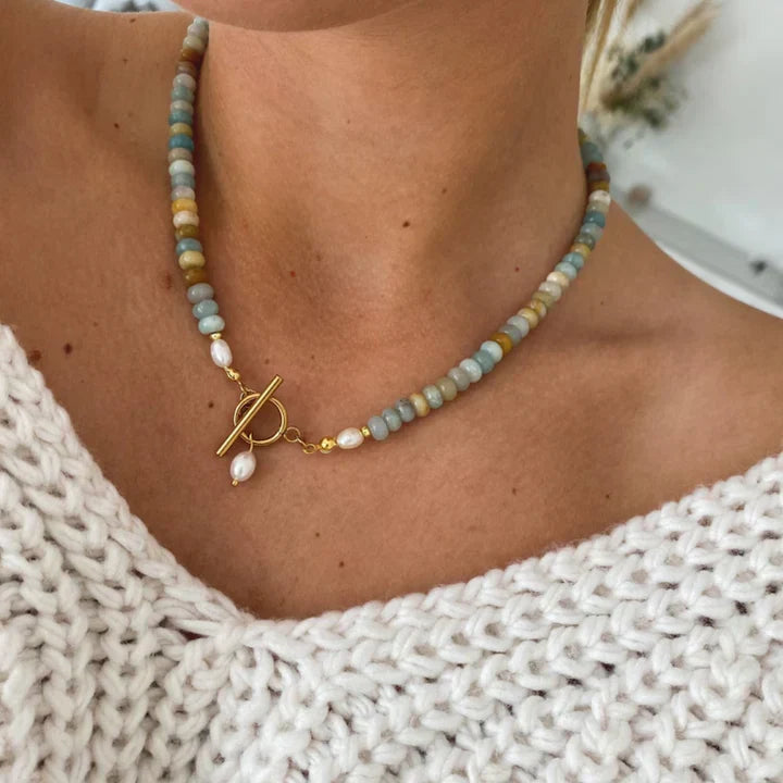 Collana d'oro vintage con pietre