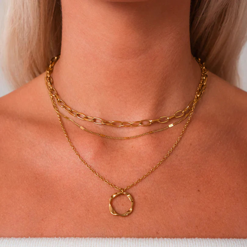 Collana d'oro vintage a strati