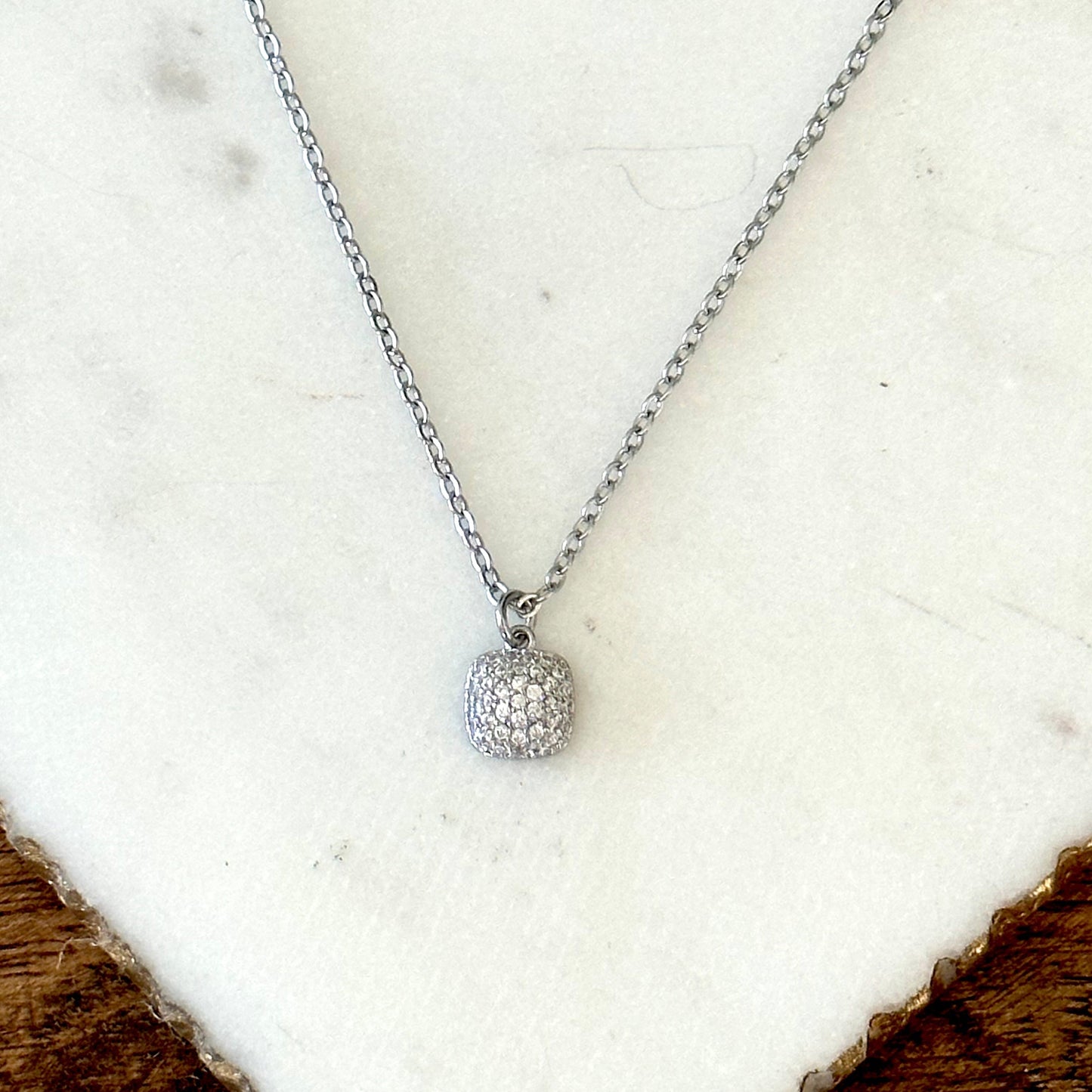 Collana con ciondolo quadrato Tessa CZ