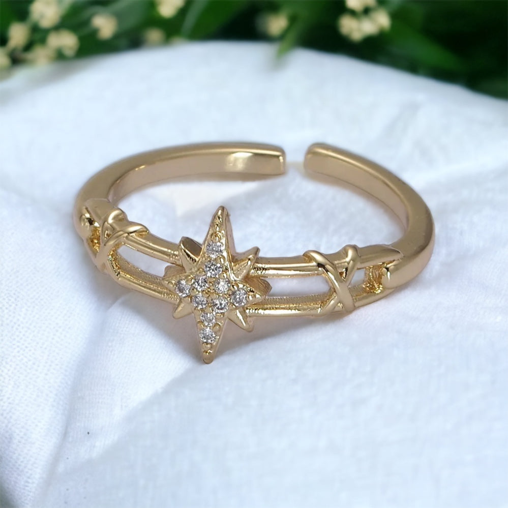 Anello Clarissa North Star - Oro o argento