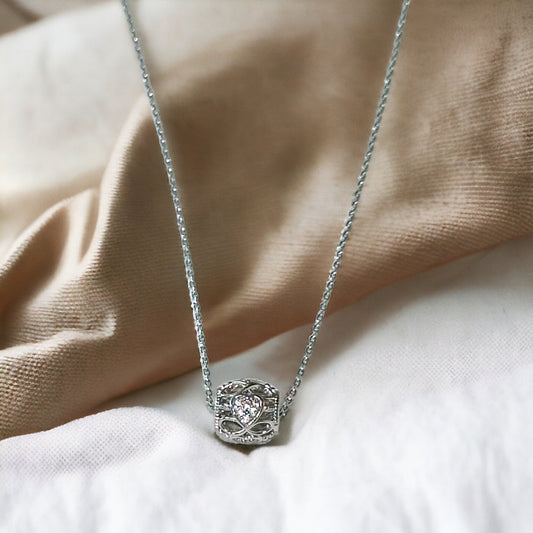 Collana Karissa con cuore infinito