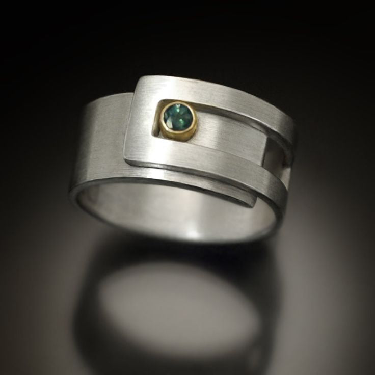 Anello d'argento aperto verde vintage