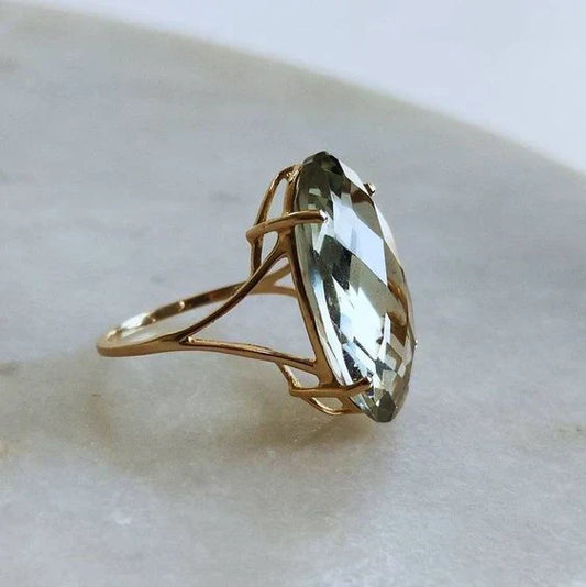 Anello di cristallo ovale verde vintage