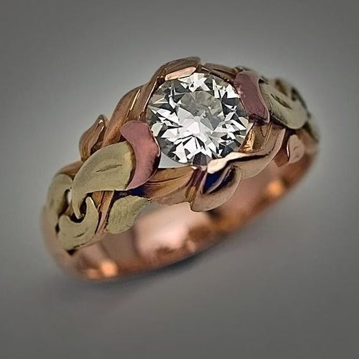 Anello vintage con zirconi marroni