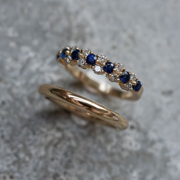 Set di anelli eleganti con zirconi blu vintage