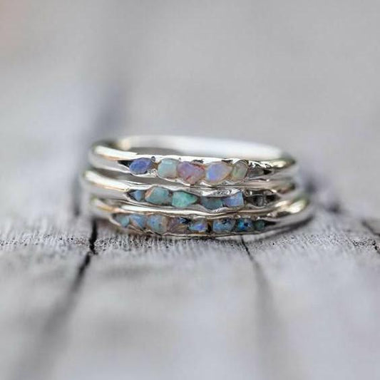 Anello d'argento vintage con pietre blu a strati