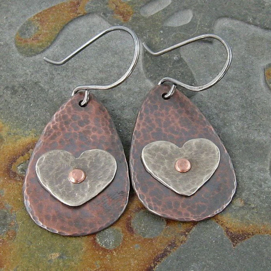 Orecchini a cuore vintage in bronzo e argento