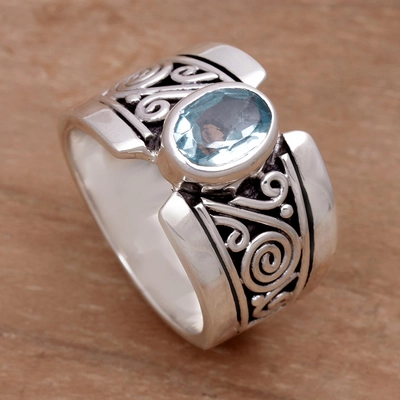 Anello vintage con pietra blu in argento