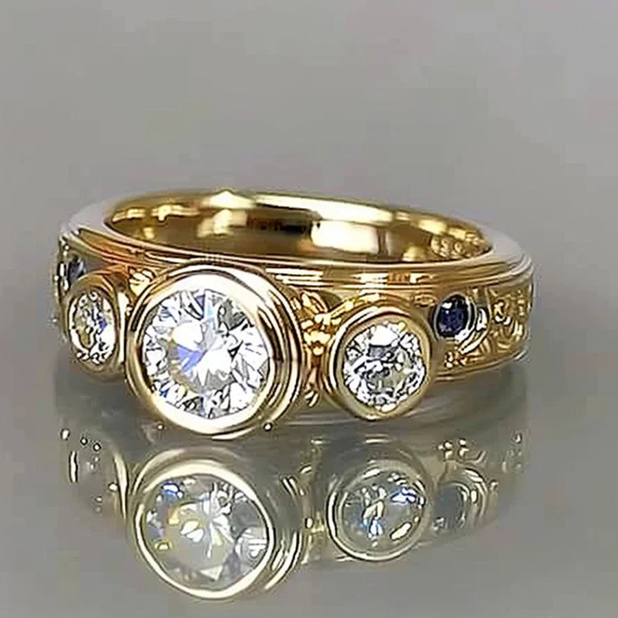 Anello d'oro vintage in vetro intarsiato bianco