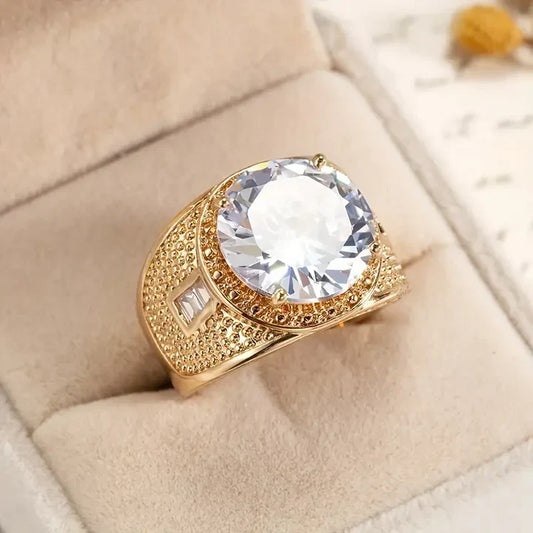 Anello in vetro d'oro vintage