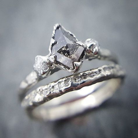 Anello d'argento in vetro antico vintage