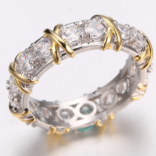 Elegante anello vintage in oro e argento con zirconi