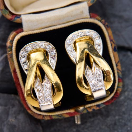 Orecchini d'oro eleganti e vintage