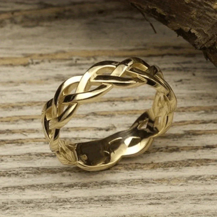 Anello d'oro vintage intrecciato