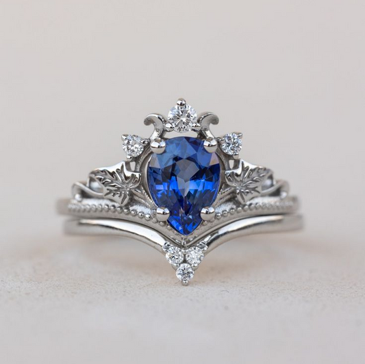 Anello luminoso vintage blu e argento