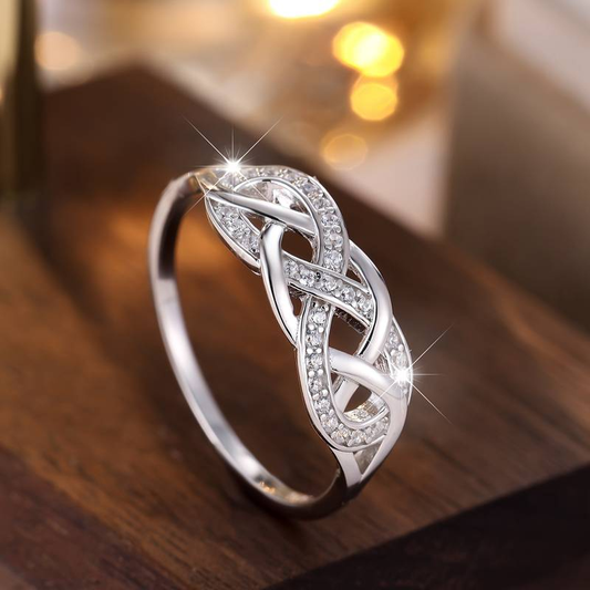 Anello d'argento lucido a spirale vintage