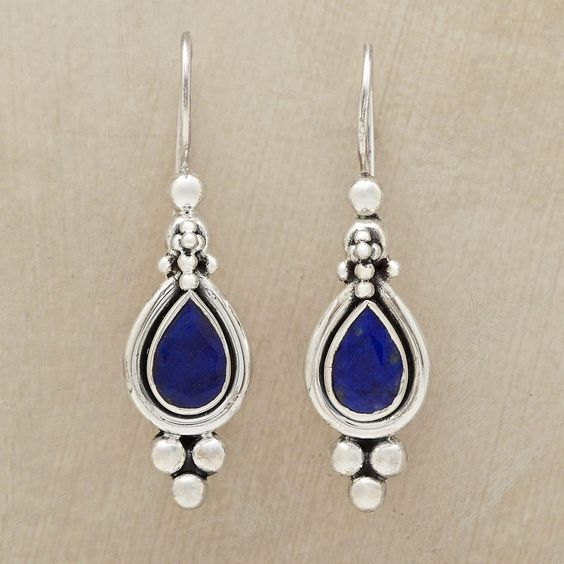 Orecchini pendenti vintage con pietre blu