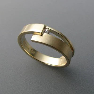 Anello d'oro d'epoca