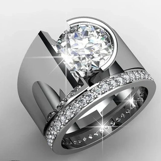 Anello vintage con zirconi argentati