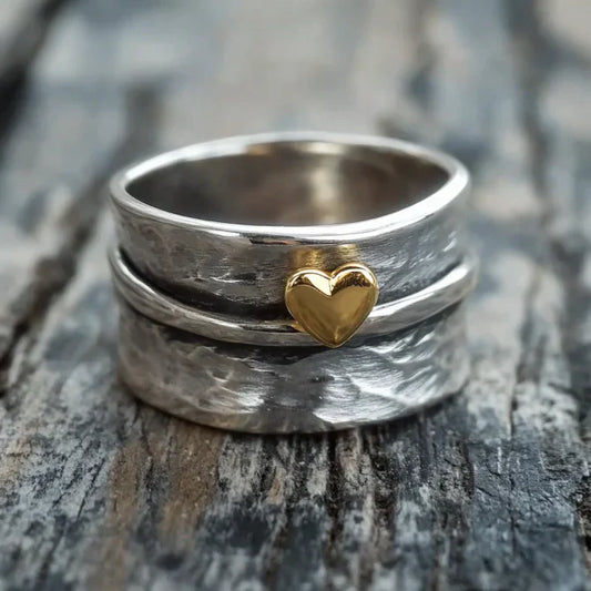 Anello d'epoca con cuore d'oro argentato