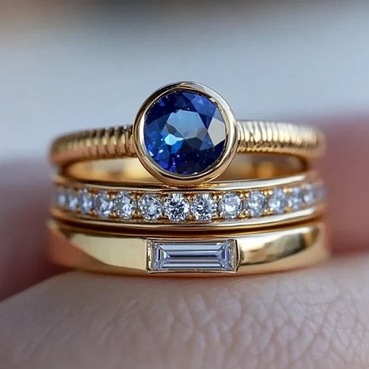 Set di anelli vintage in oro e zirconi blu